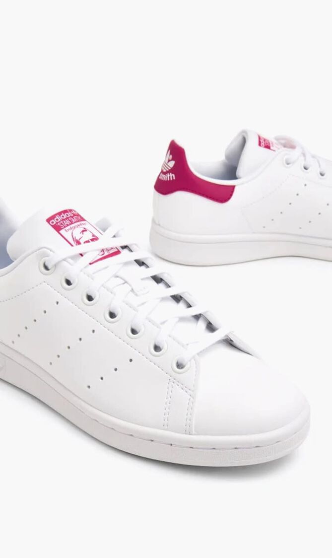 STAN SMITH J