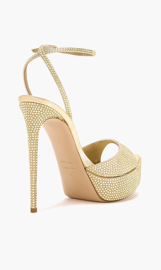 Uma Sandals