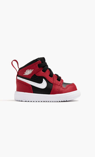 Air Jordan 1 Mid sneakers