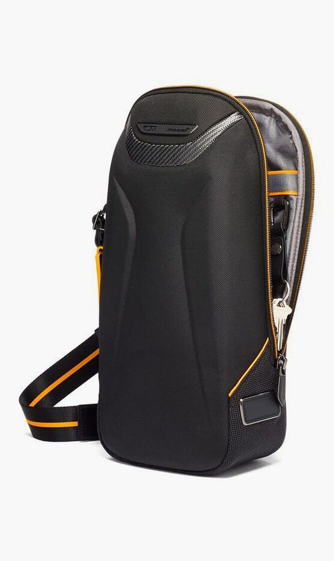 TUM X MCLAREN TORQUE SLING