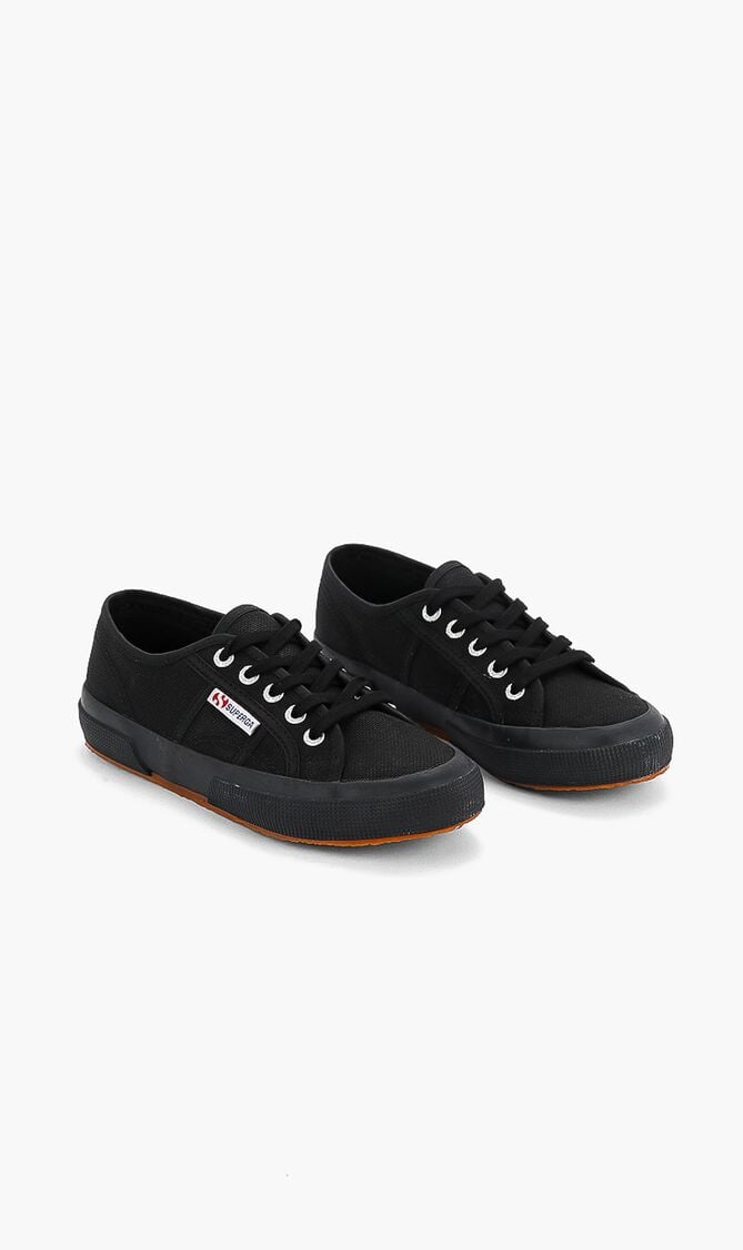 Classic Cotu Sneakers Classic Cotu Sneakers