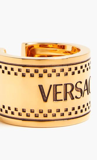 Ring Metal