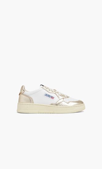 Medalist Low Sneakers