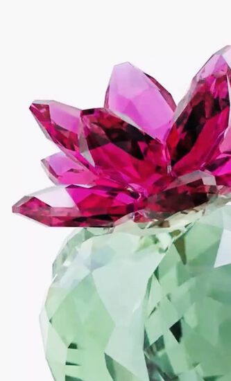 Crystal Flowers Bordeaux Cactus Figurine Decoration