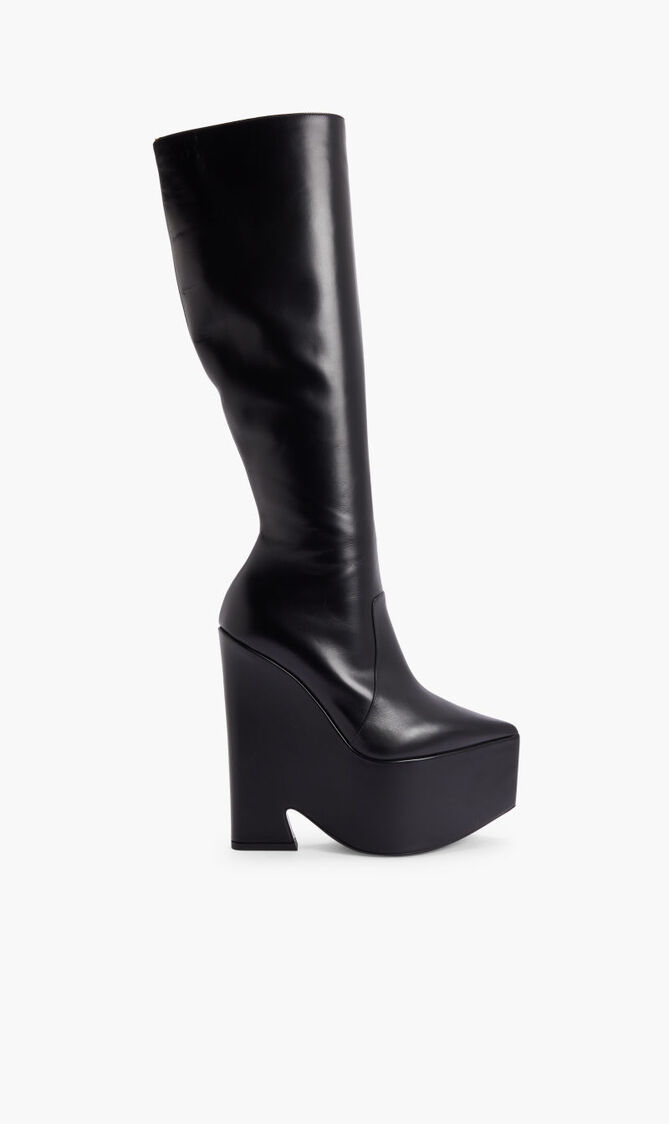 PLAIN ROUND TOE BOOT HEELS