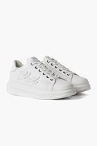 Capri Sinya Collarless Sneakers