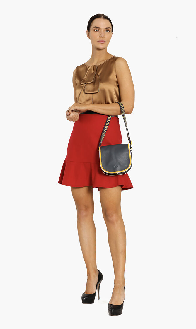 Court Line Contrast Piping Crossbody Bag