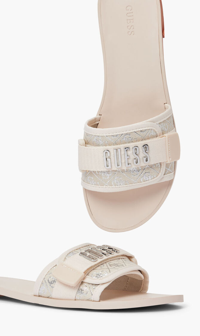 4G EMBROIDERY FLAT SANDAL