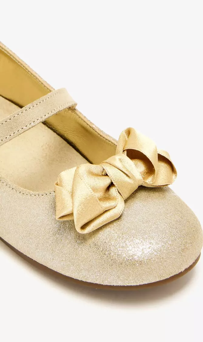 Bow Ballerinas