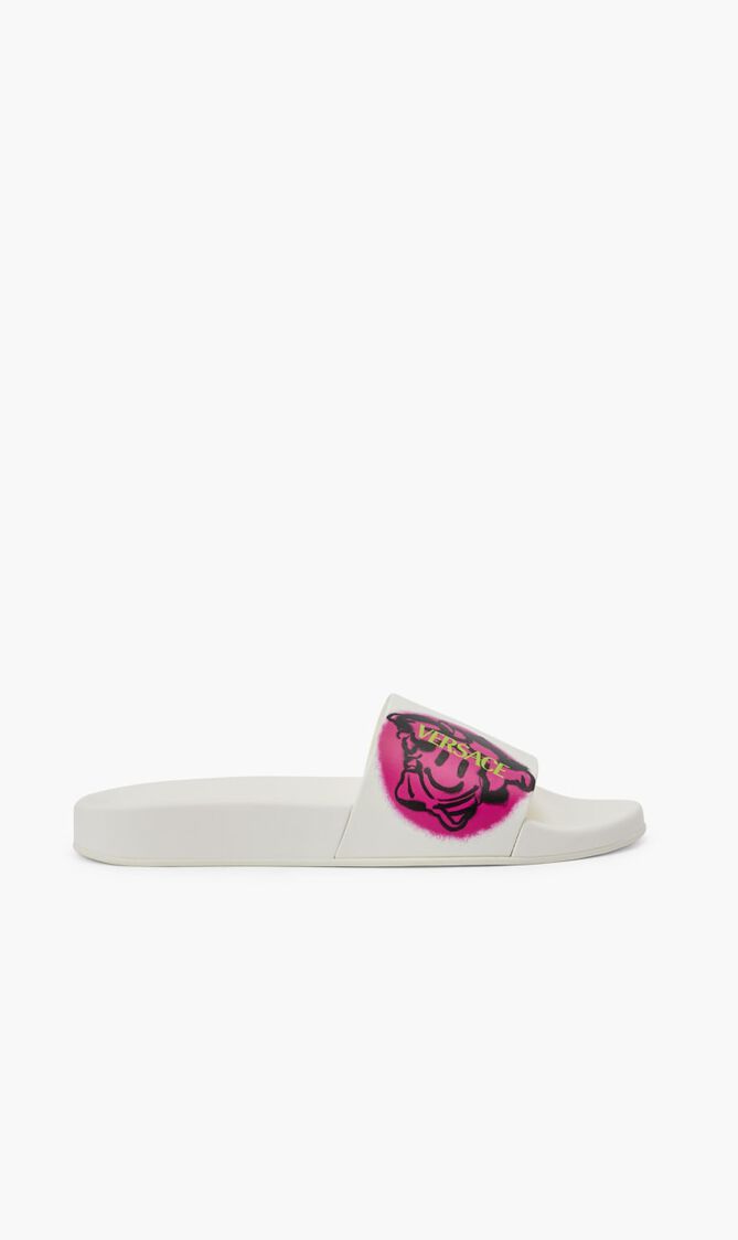 Medusa Smiley Sliders