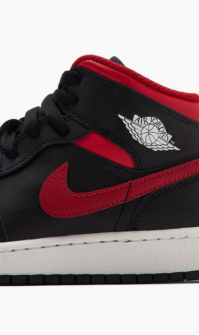 Air Jordan 1 Mid Sneakers