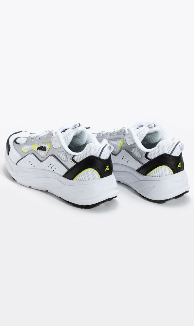 سنيكرز ترايجيت