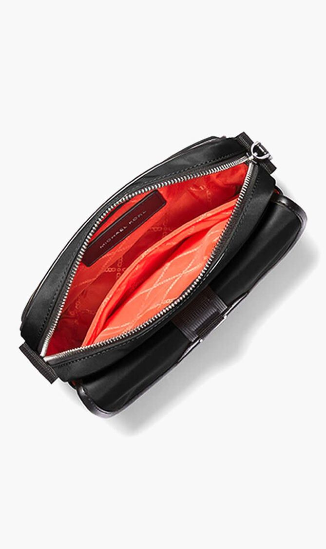 UTILITY FLAP XBODY W PCH