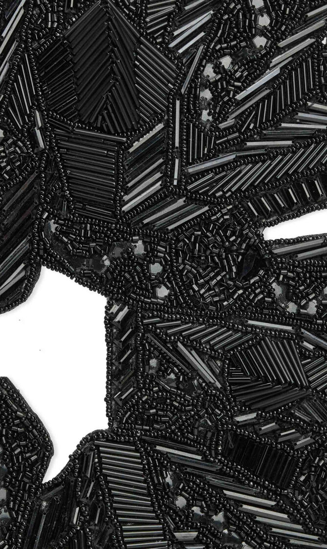 غطاء المائدة زينيت باللون الأسود غطاء المائدة زينيت باللون الأسود