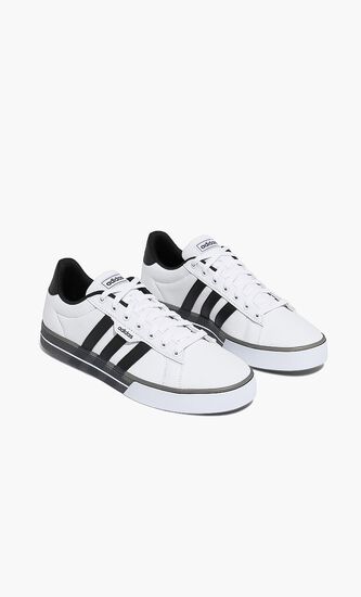 Daily 3.0 Sneakers
