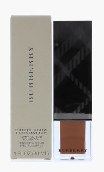 Fresh Glow Foundation, 60 Chestnut