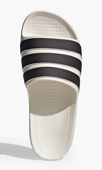 Adilette Flow Slides
