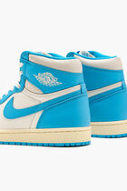 Air Jordan 1 High Retro OG sneakers