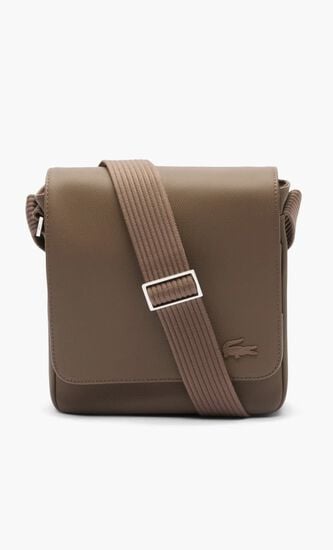Classic Flap Close Shoulder Bag