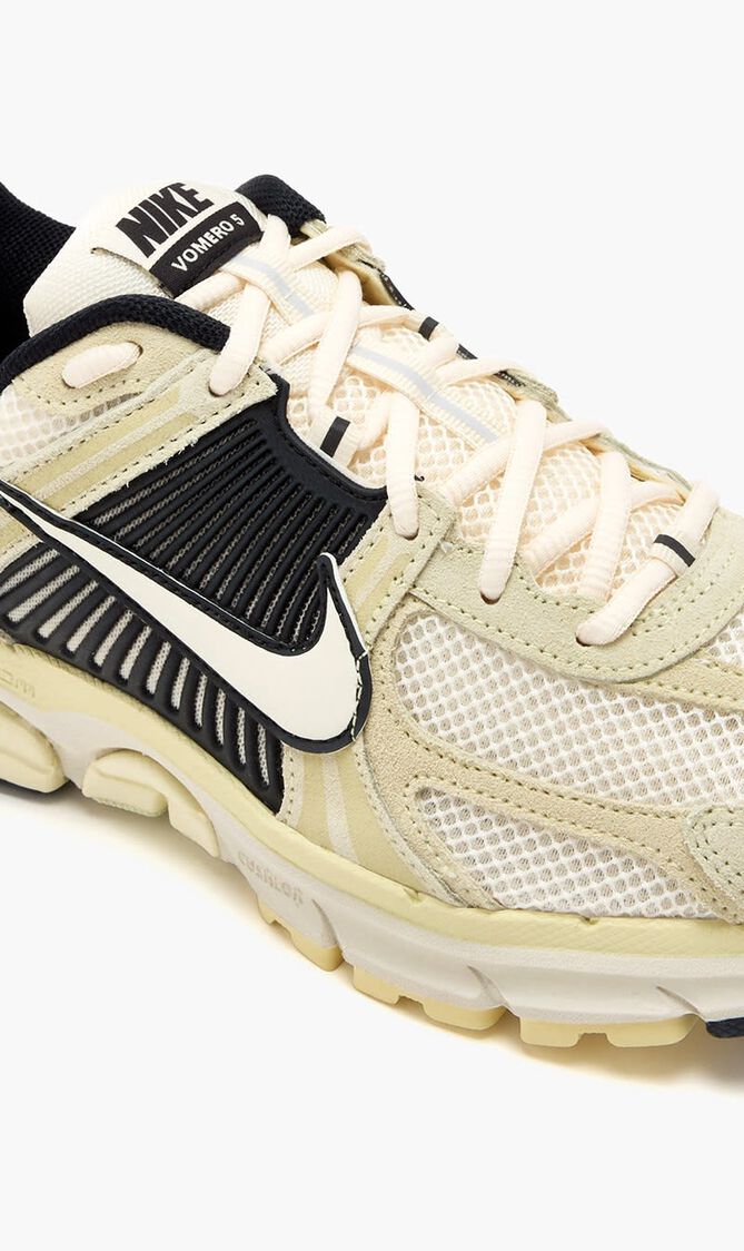 Zoom Vomero 5 Sneakers