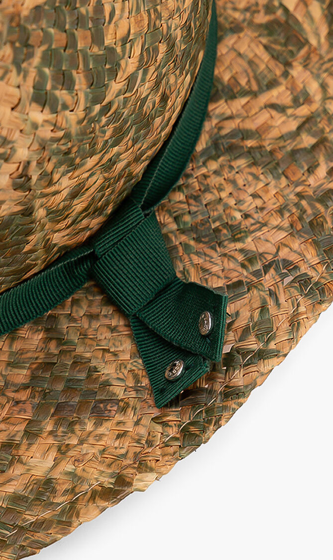 قبعة بنما مزينة بطبعة