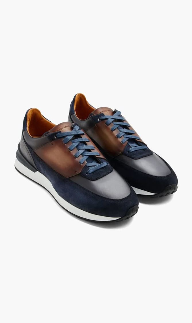 Lace-up two-toned sneakers