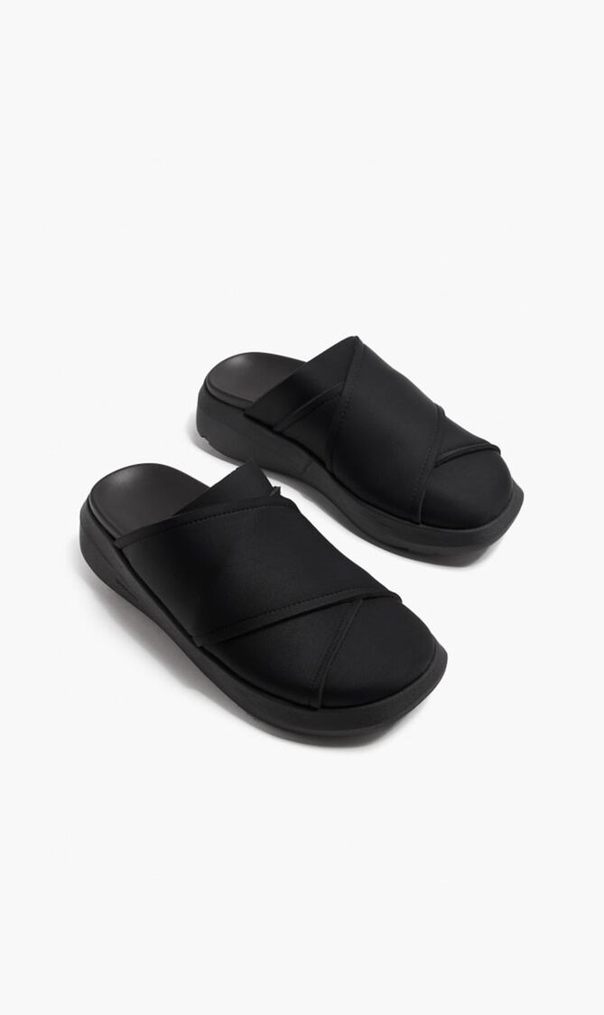 Duca Slippers