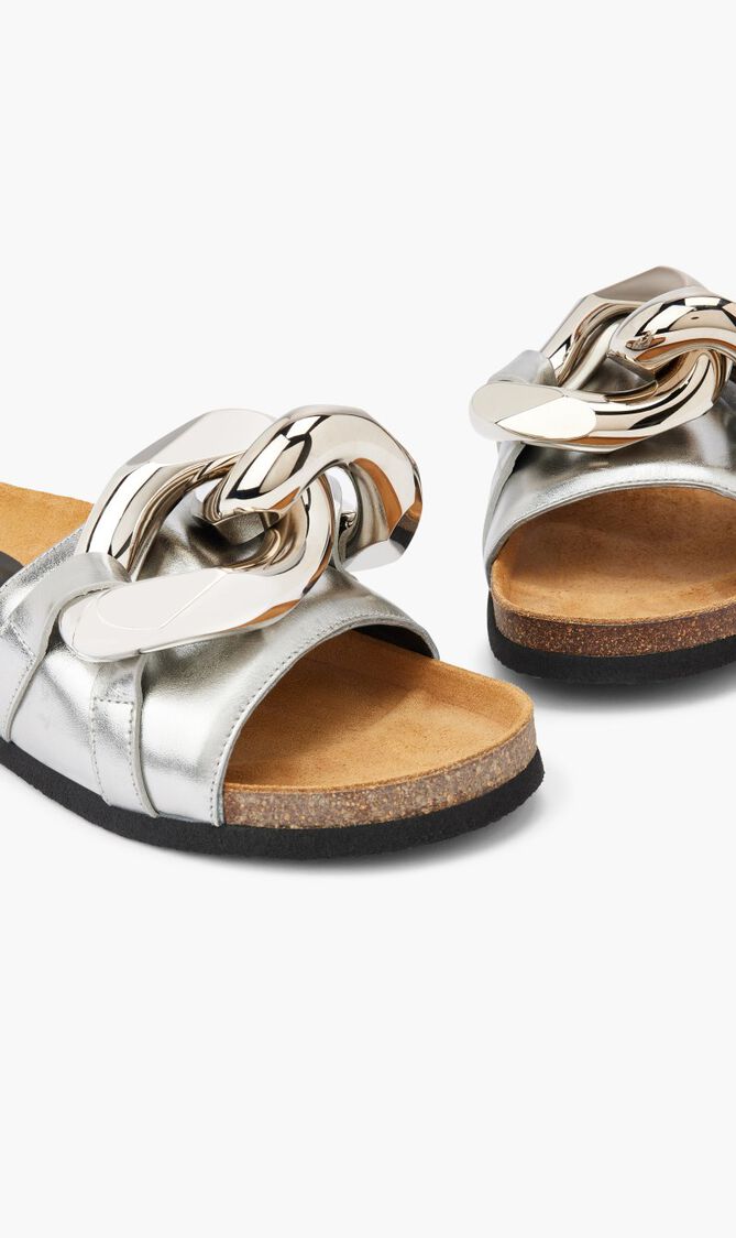 Chain Slide Exclusive