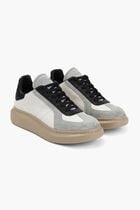 LEATHER UPPER AND RUBBER SOLE