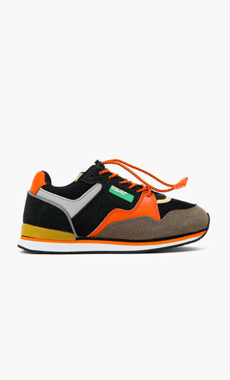 Snug MX Sneakers