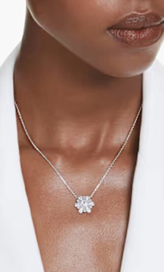 Idyllia Pendant Necklace
