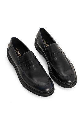 U Damocle D Brushed Leather Loafers