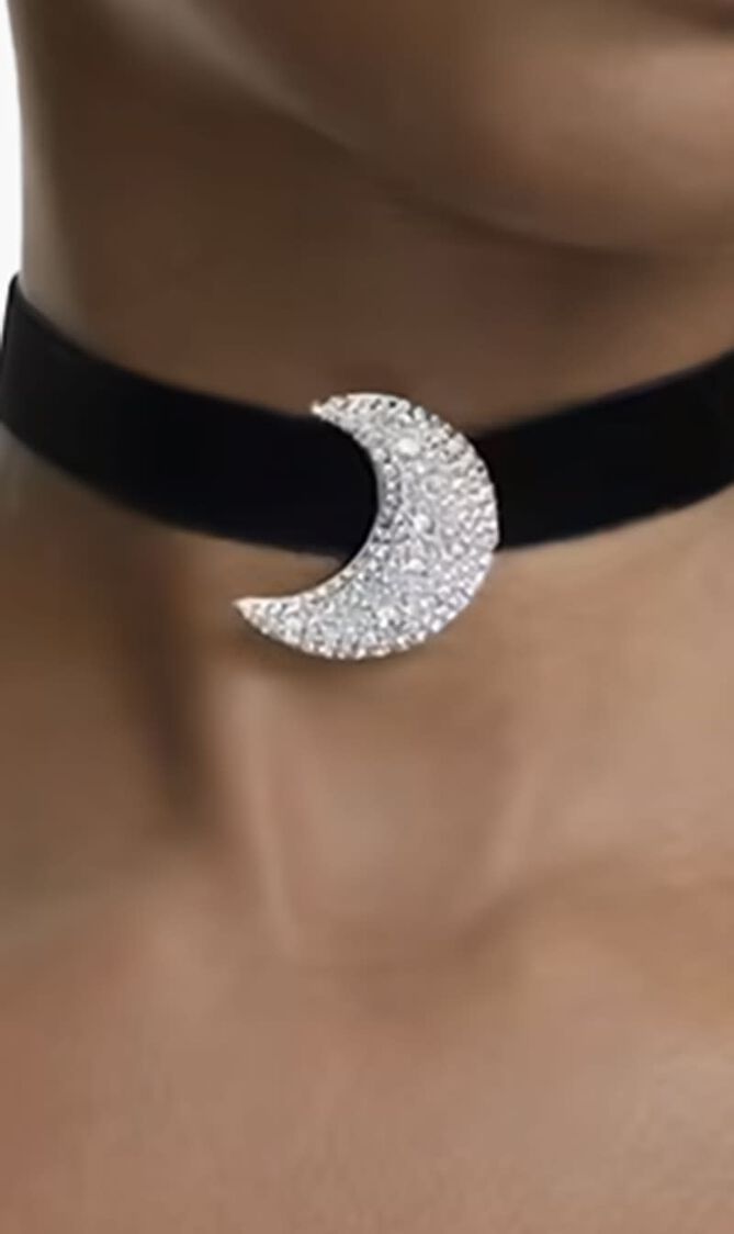 LUNA CHOKER CHOKER CHOCKER CRE/RHS