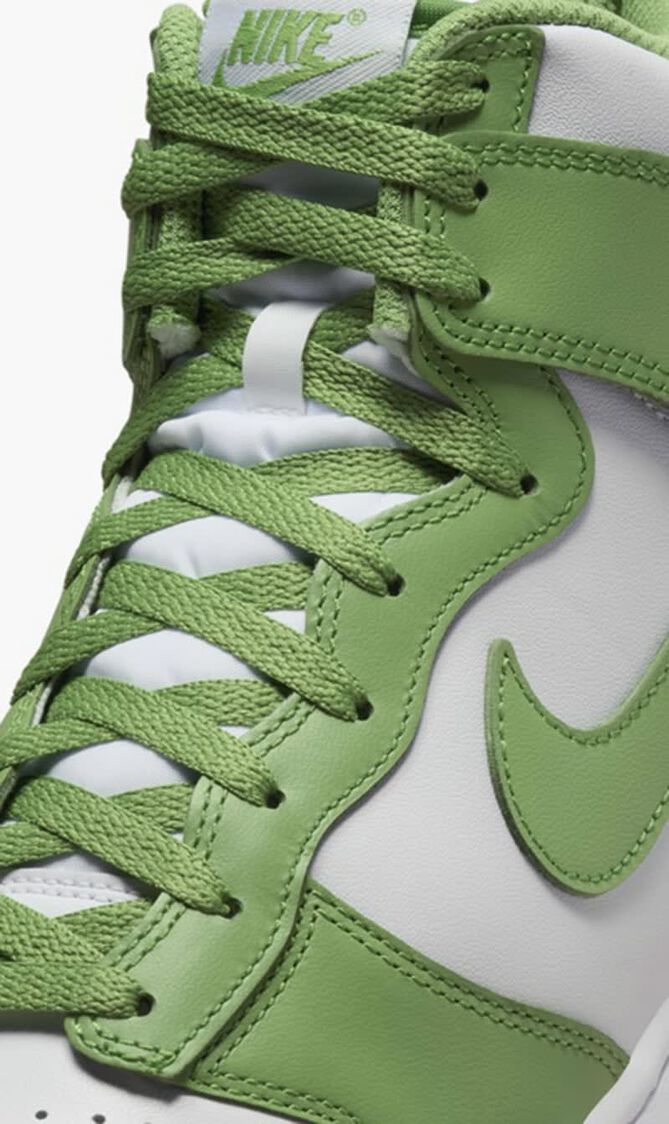 NIKE DUNK HI RETRO BTTYS