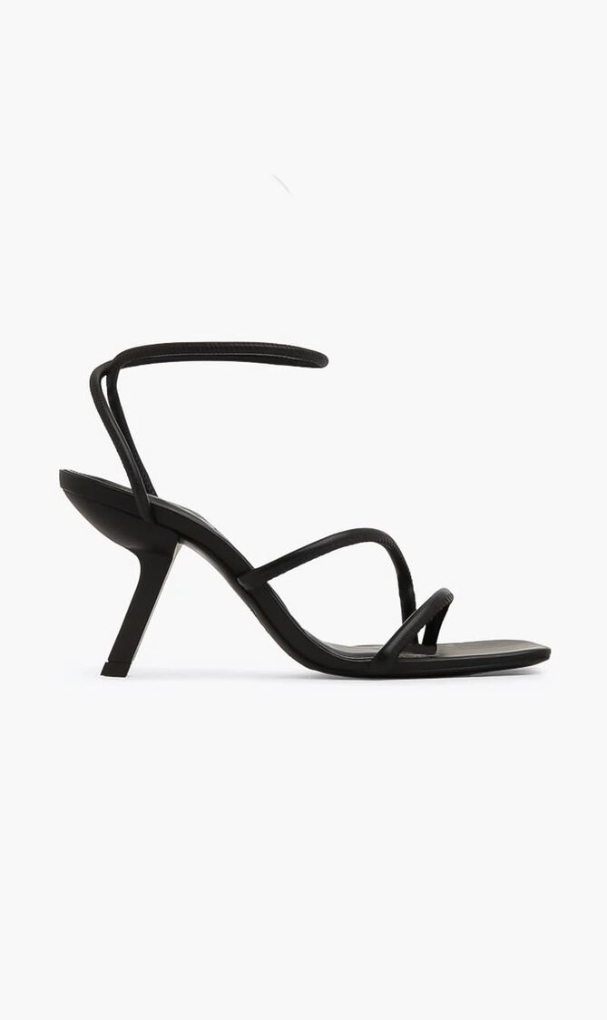 SANDAL