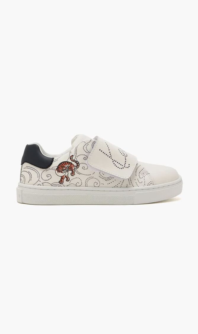Logo Sneakers