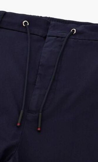 SLIM CHINO MULTI PKTS
