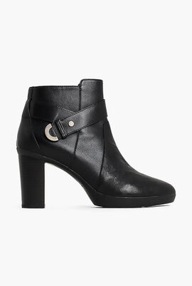 Inspirat Ankle Boots