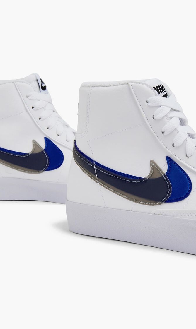 Blazer Mid 77 Sneakers