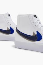 Blazer Mid 77 Sneakers