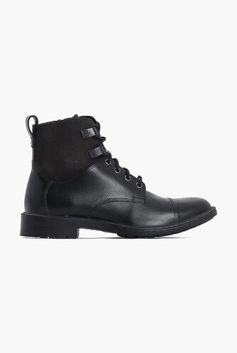 Kapsian Leather Boots