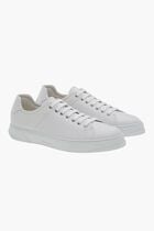 Low Cut Sneakers