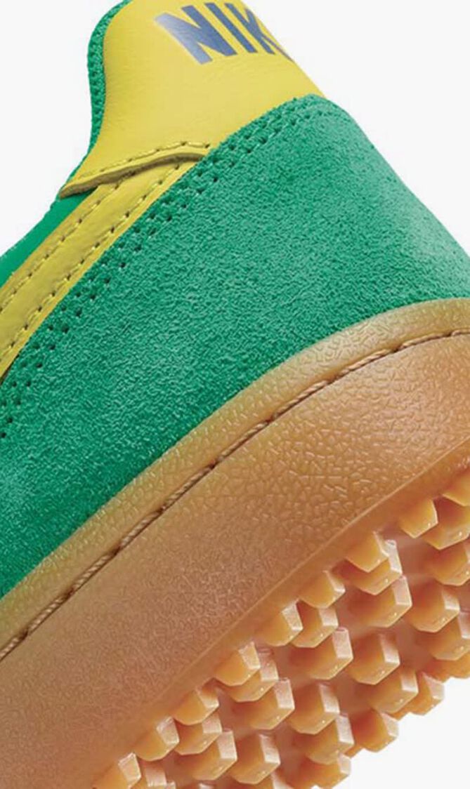 Field General Sneakers