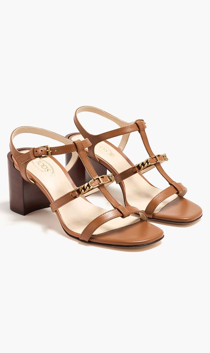 T Chain Leather Sandals