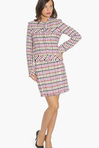 تنورة بنقشة مربعات متقطعة 