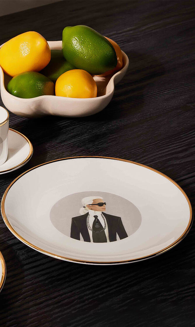 طبق الحلويات كارل - 21 سم طبق الحلويات كارل - 21 سم