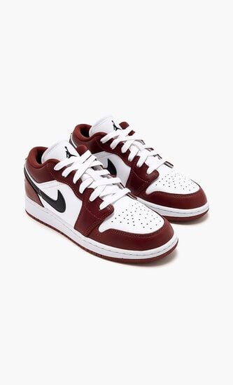 Air Jordan 1 SE Sneakers