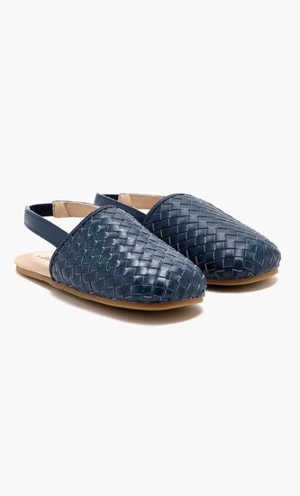 WOVEN SANDALS