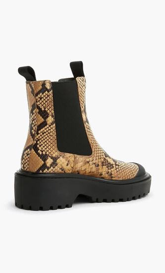 Chelsea Lug Flatform Boots