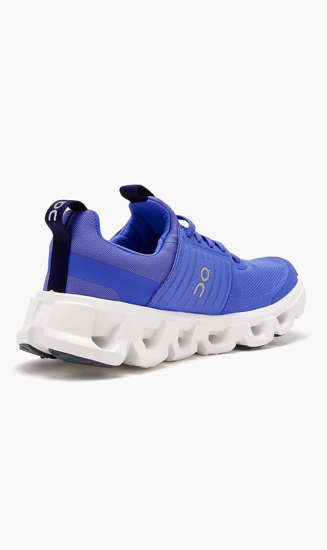 Cloudswift Sneakers